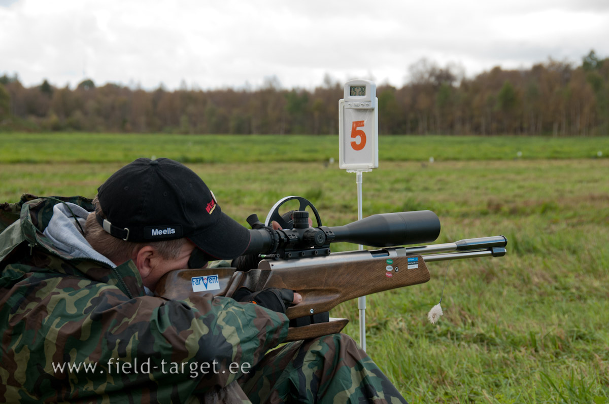 Meelis Kurvits sitting in Line 5